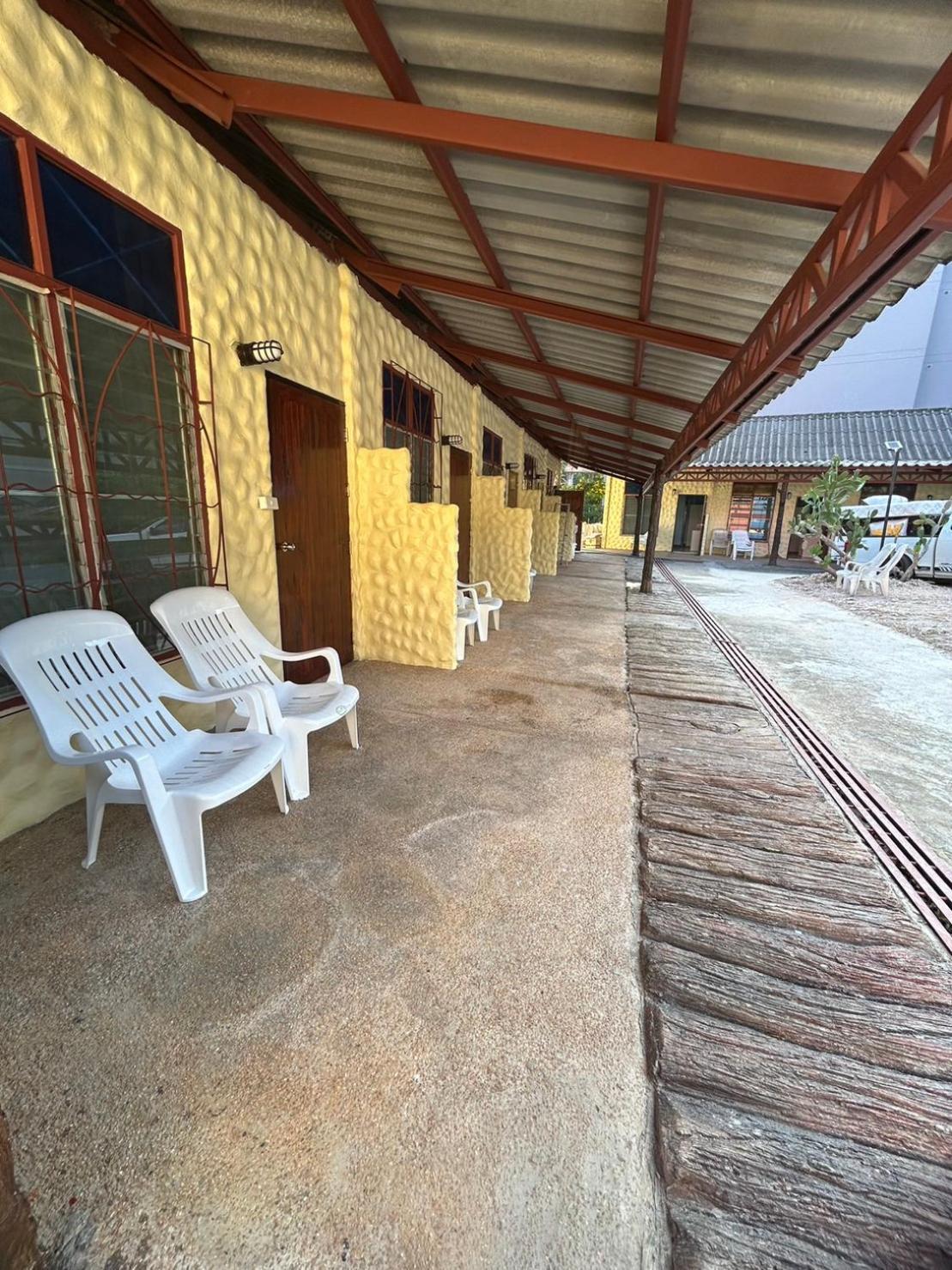 Adam Bungalows Krabi town Eksteriør bilde
